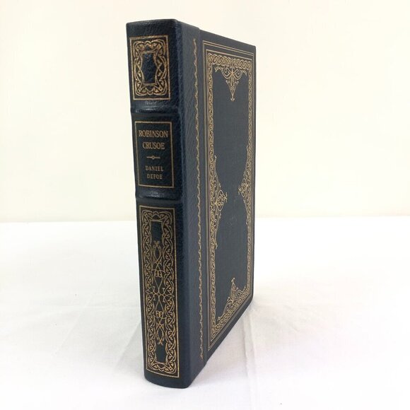 The Franklin Library Robinson Crusoe Novel By Daniel Defoe - Picture 1 of 8